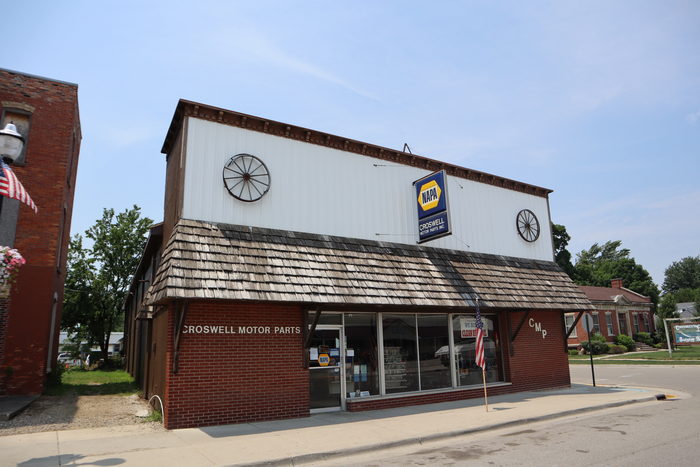 Maxine Theatre - July 2021 Photo Of Building (newer photo)